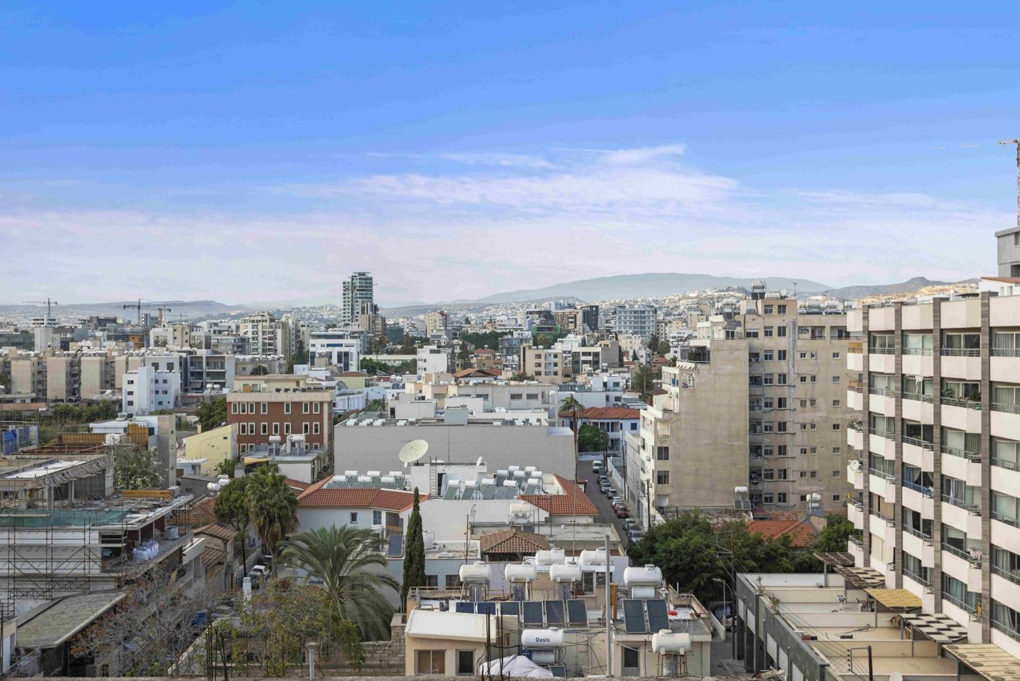 Apartment Phaedrus Living Seaside Residences 06 Limassol
